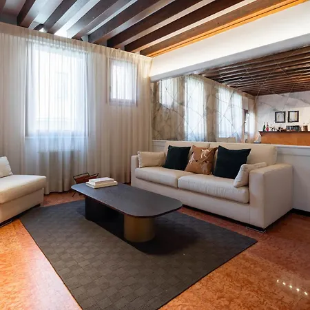 Klimt House شقة